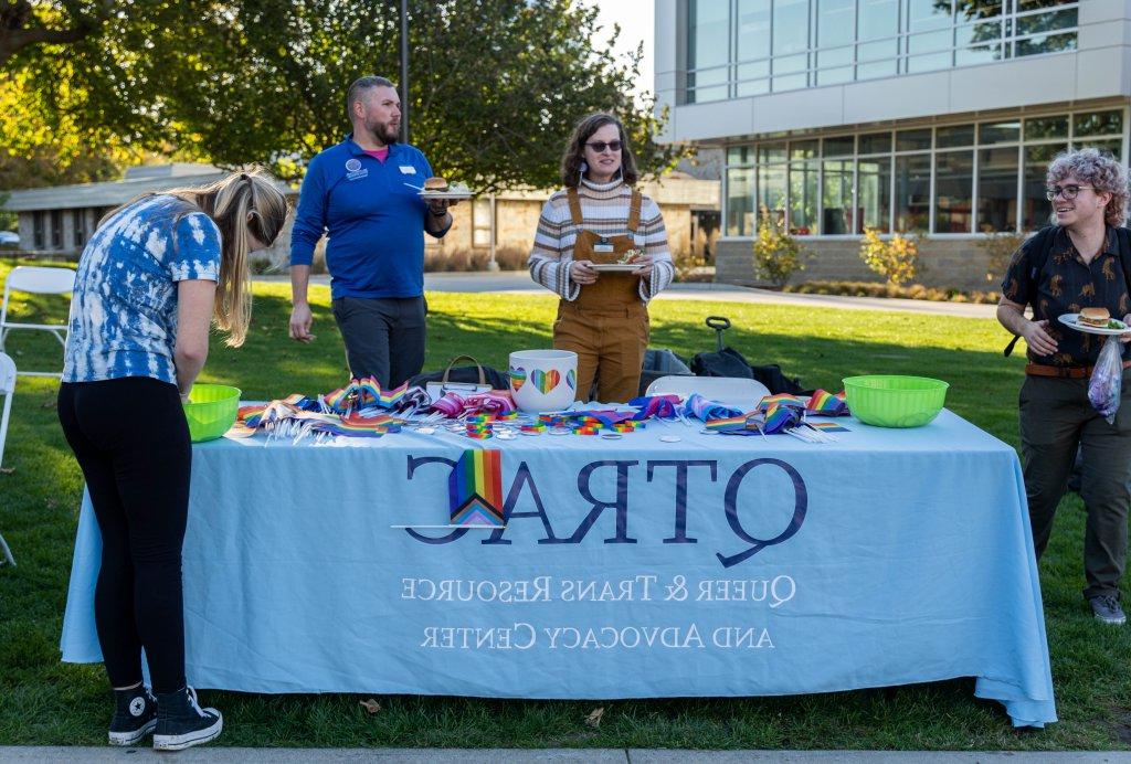 QTRAC table at the BBQ